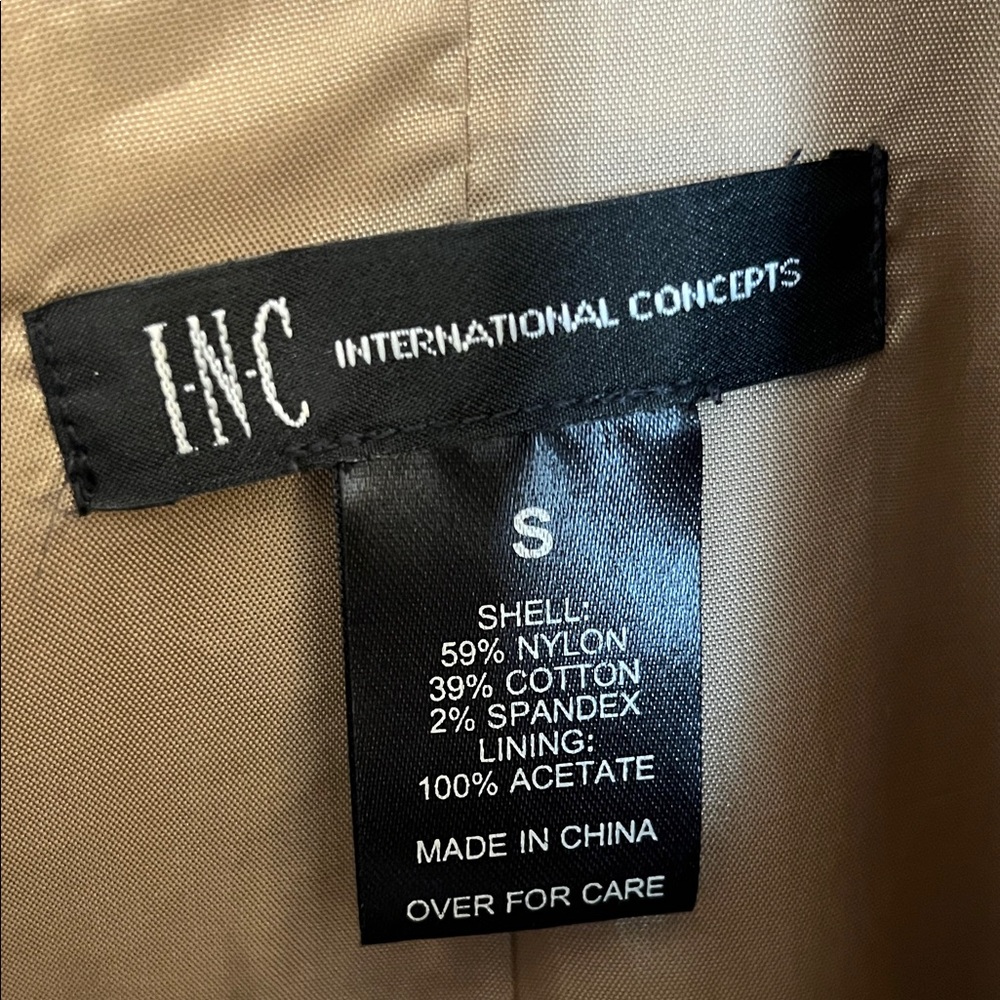 Stylish Tan Trench Coat - Picture 8 of 9